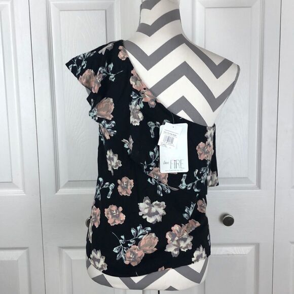 Love-Fire One Shoulder Floral Blouse Size Medium NWT - Picture 4 of 6